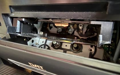 Sony-DT-750 DAT machine re-conditioned!